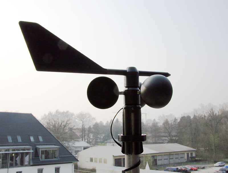 Anemometer